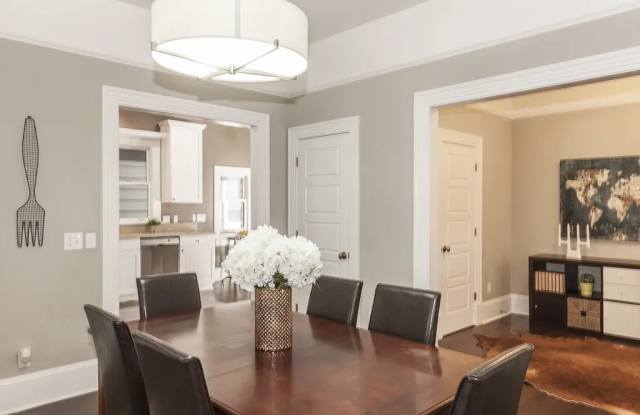 1419 E Denny Way - 1419 East Denny Way, Seattle, WA 98122