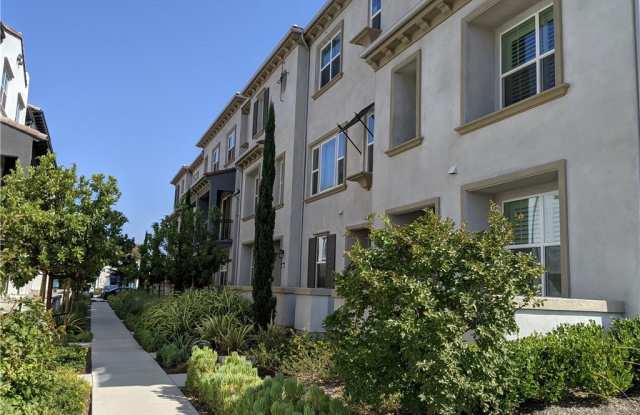 15940 Ellington photos photos