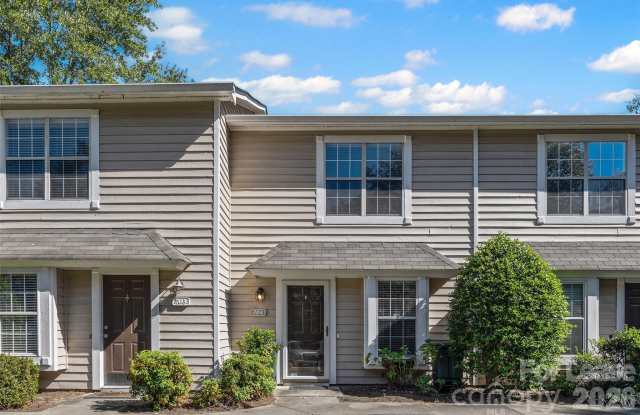 704 Heritage Parkway photos photos