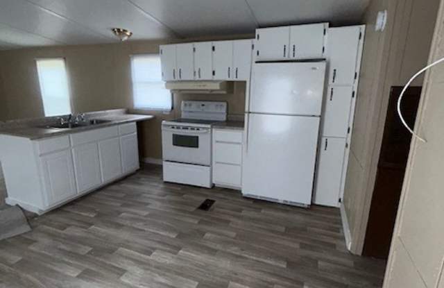 3-bedroom, 2-bath mobile home Gallery 3
