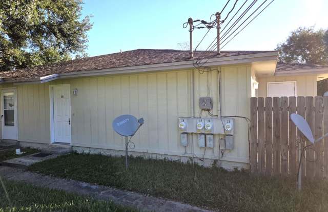 Easy access to shopping, interstate  Navy Federal complex! photos photos