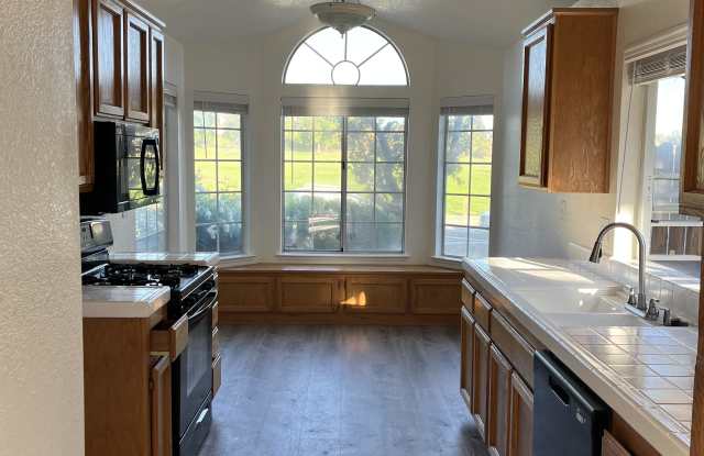 8153 Quiet Knolls Drive Gallery 3