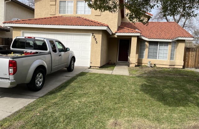 2205 Jenni Lane - 2205 Jenni Lane, Tracy, CA 95377