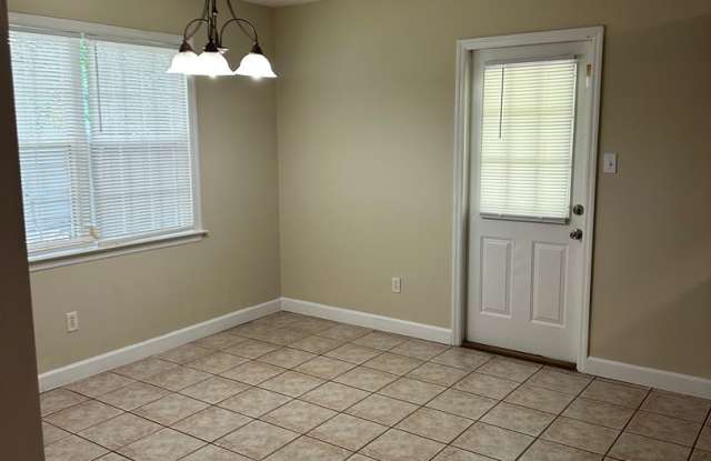 3 Bed 2 Bath Gallery 3