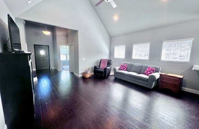 3201 SW Stoneway Avenue Gallery 2
