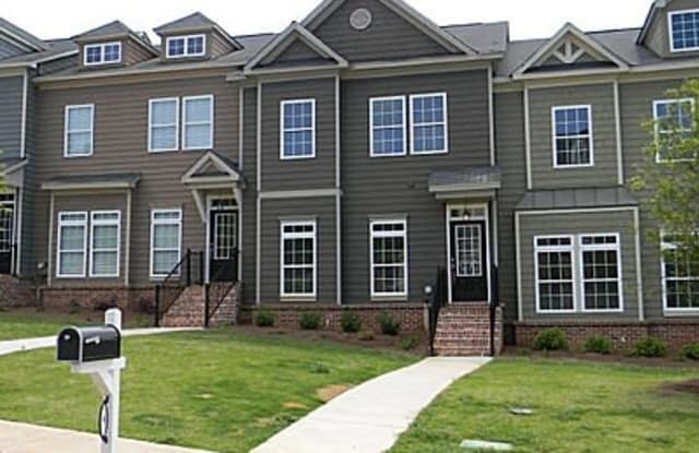 4 War Admiral Ln - 4 War Admiral Ln, Newnan, GA 30263