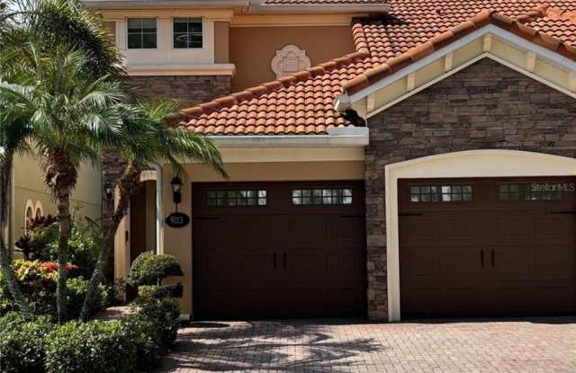 9013 DELLA SCALA CIRCLE photos photos