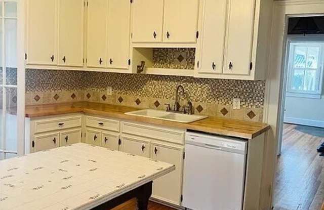 3787 Cedartown Gallery 4
