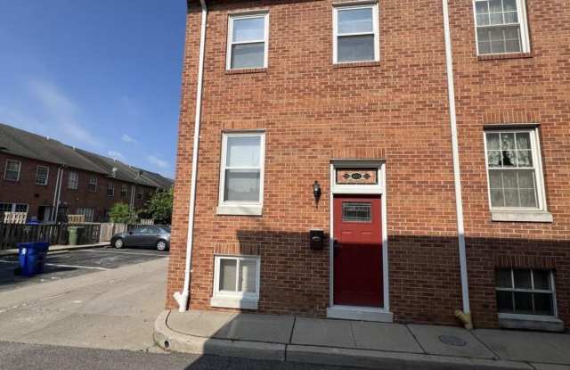 402 N CHAPEL Street photos photos