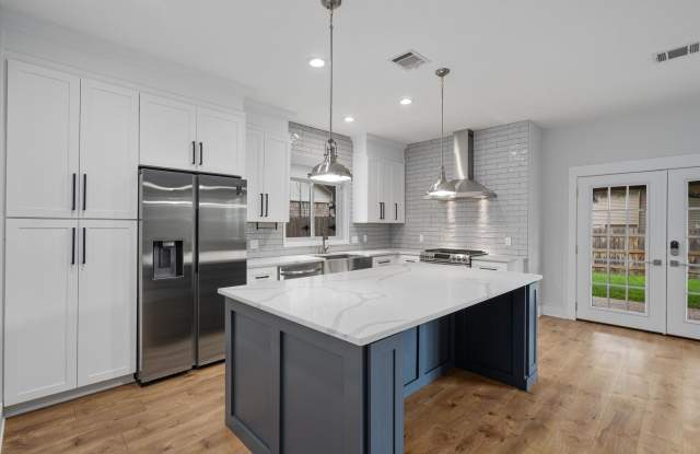 Stunning 4-Bedroom Home in Windermer of Pflugerville for Rent photos photos