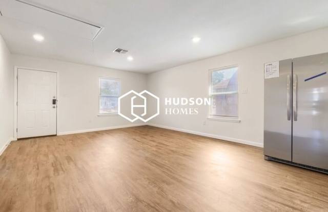 3314 Martin Luther King Drive Gallery 3