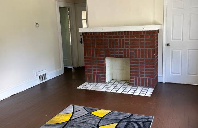Spacious 3-Bedroom, 2-Bath First Floor Apartment on a Quiet Street photos photos