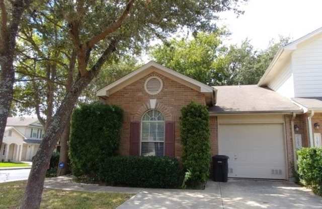 7703 Wexford Sq photos photos