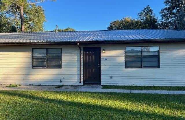 900 EPPERSON Lane - 900 Epperson Lane, Starke, FL 32091