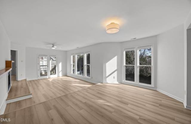 1000 Brighthurst Drive unit: 206 photos photos