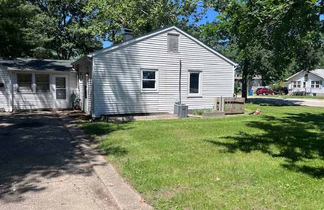 1505 Philo Road Gallery 3