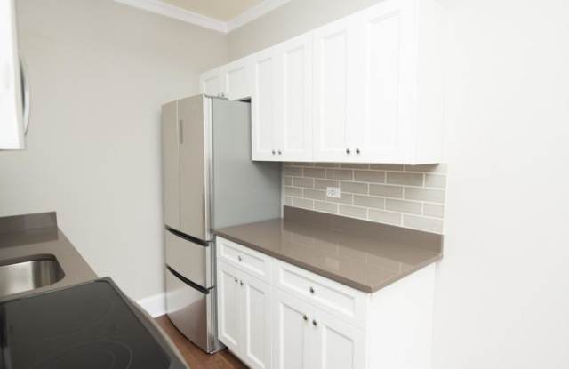 815 Lakeside Pl. Gallery 3