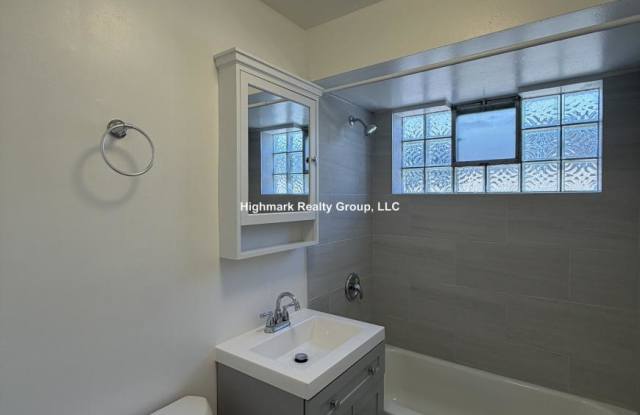 6711 West North Shore Ave. Gallery 2