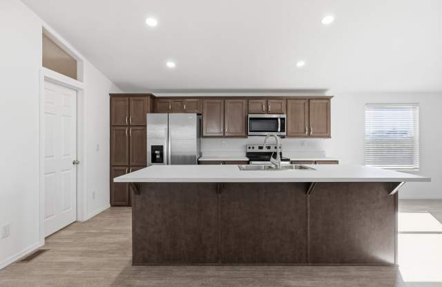 20365 East Cedar Canyon Drive Gallery 2