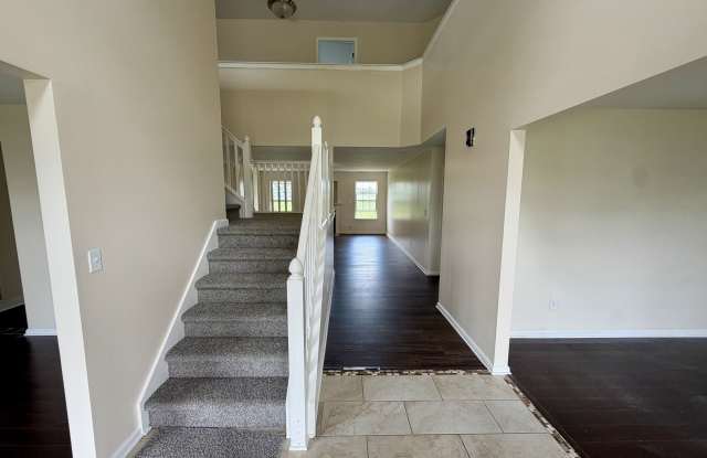 12072 Raiders Boulevard Gallery 2