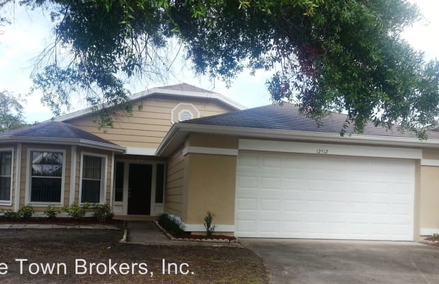 12512 Wisconsin Woods Lane - 12512 Wisconsin Woods Lane, Meadow Woods, FL 32824