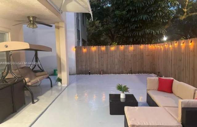 15022 SW 143rd Ter photos photos