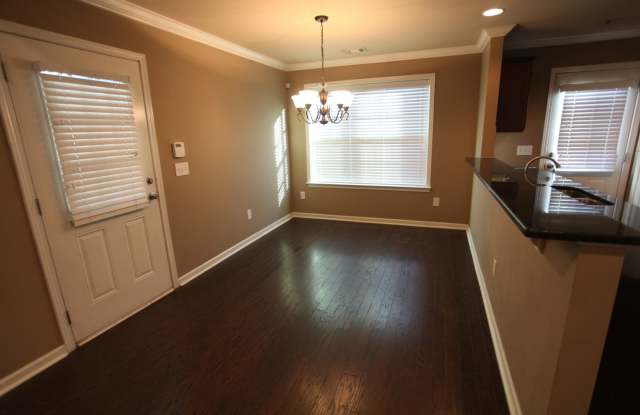 Beautiful Home in Auburn Available in June! photos photos