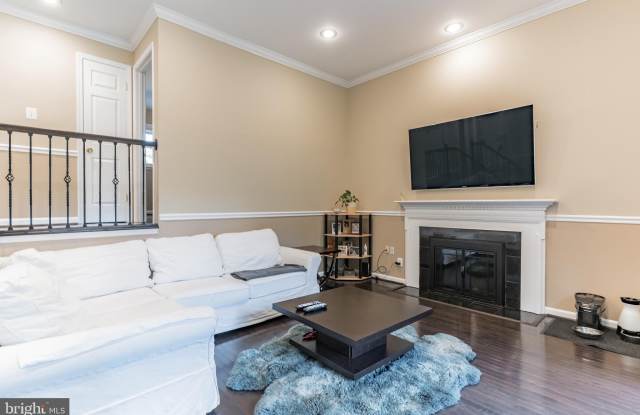 6507 OLD CHESTERBROOK ROAD Gallery 4