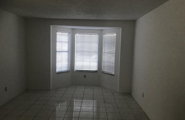 107 Coralwood Cir Gallery 2