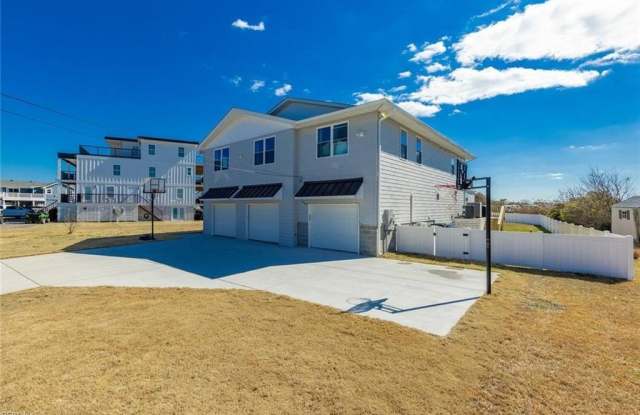 309 Sea Scape Road Gallery 1