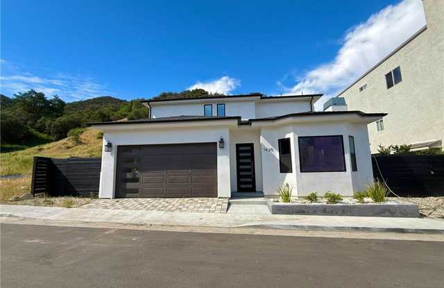 7416 Valaho Lane - 7416 Valaho Lane, Los Angeles, CA 91042