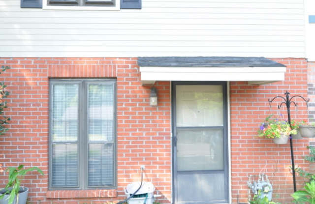 2 bedroom 1.5 bath Home for rent photos photos