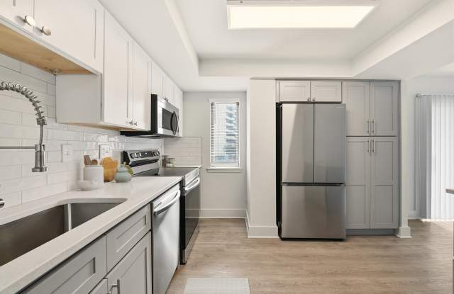 Cortland on South Eads photos photos