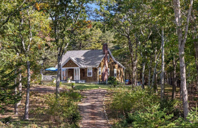 289 Three Mile Harbor Hog Creek Road Gallery 2