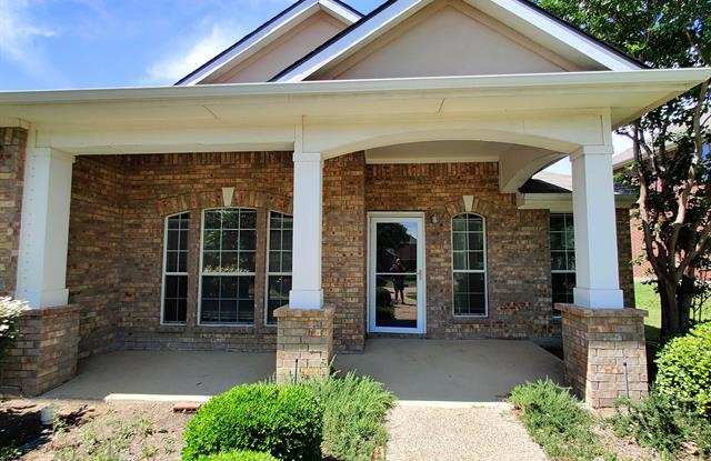 11962 Yoakum Drive Gallery 4