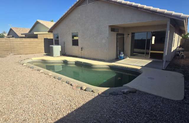 2283 E 39th Ave photos photos