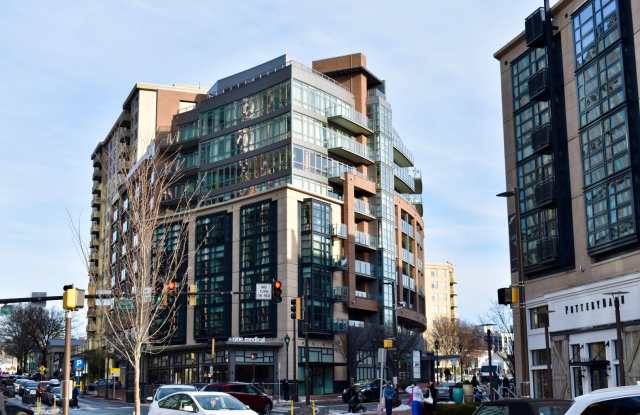 Stunning 2 bed (Primary bedroom + den w/closet), 2 bath condo located in the heart of downtown Bethesda. photos photos Stunning 2 bed (Primary bedroom + den w/closet), 2 bath condo located in the heart of downtown Bethesda. photos photos