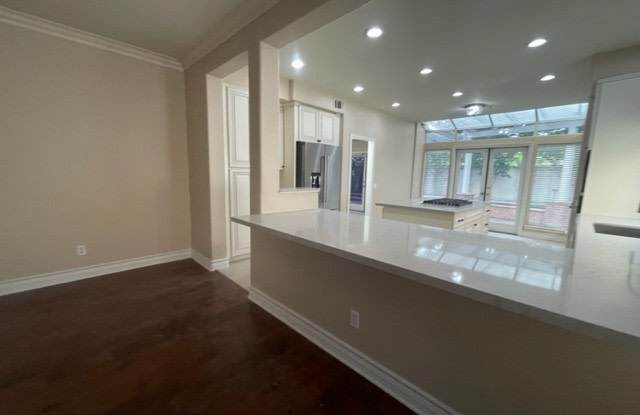 29 Wakonda Gallery 2