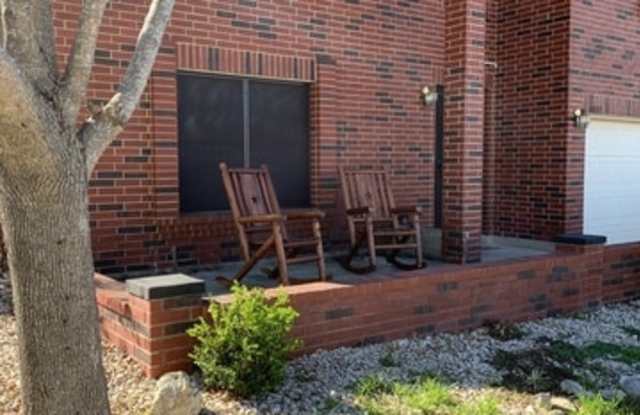 6803 SHADOW RUN - 6803 Shadow Run, San Antonio, TX 78250