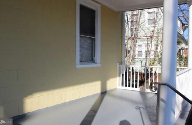 1720 N VEITCH STREET Gallery 2