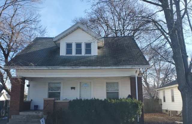 312 Harrison Street - Upper - 312 Harrison Street, Mishawaka, IN 46544