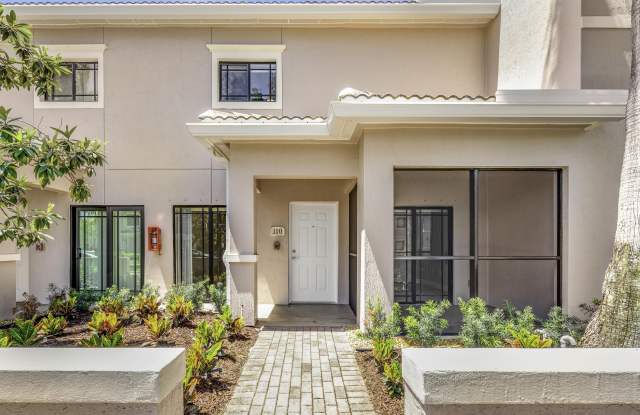 2802 Sarento Place - 2802 Sarento Place, Palm Beach Gardens, FL 33410