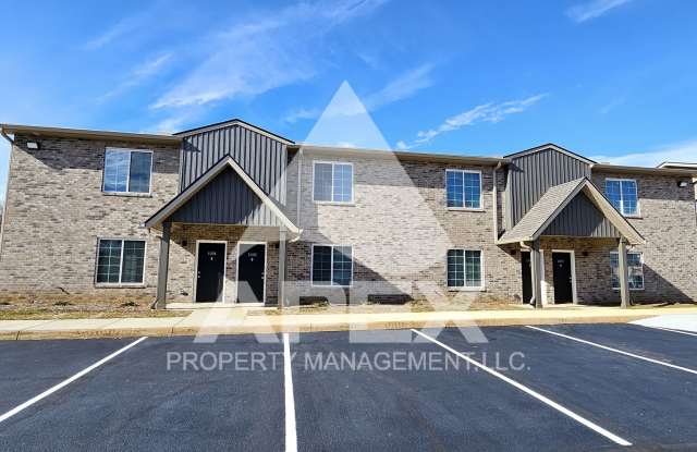 AVALON TOWNHOMES – LIKE NEW - 2 Bd/2.5 Ba Townhome off Topside Road with convenient access to Maryville or Knoxville! photos photos