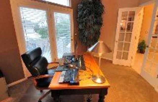 12725 Kalamath Ct Gallery 4