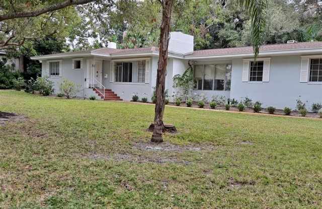 1701 EAGLES NEST DRIVE - 1701 Eagles Nest Drive, Belleair, FL 33756