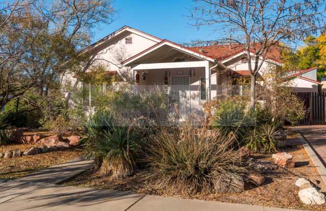 CALL US TODAY AT (505) 892-4400 TO SCHEDULE A CONVENIENT SHOWING - 301 Solano Drive Northeast, Albuquerque, NM 87108