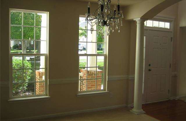 1008 Feather Oak Lane Gallery 4