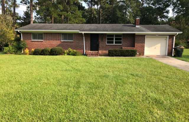 110 Holly Dr. photos photos