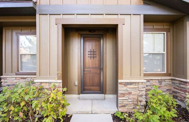 Fully Furnished Mountain Modern Twin Home Steps From Clubhouse Amenities Gallery 3