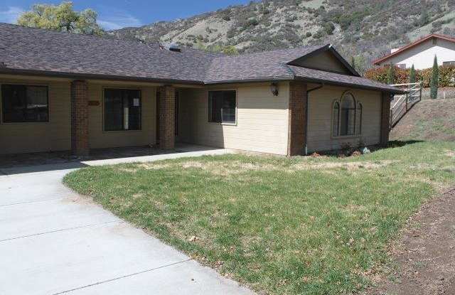 24321 Bay Ct Court Gallery 2